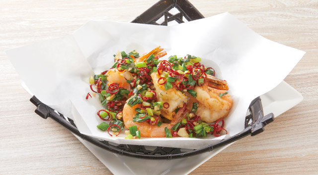 殻付き海老のピリ辛揚げ